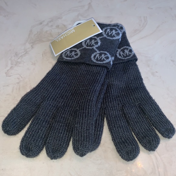 MICHAEL Michael Kors Women’s Winter Glove - Picture 7 of 7
